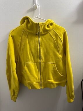 Lululemon Scuba Yellow Zip-Up Hoodie M/L